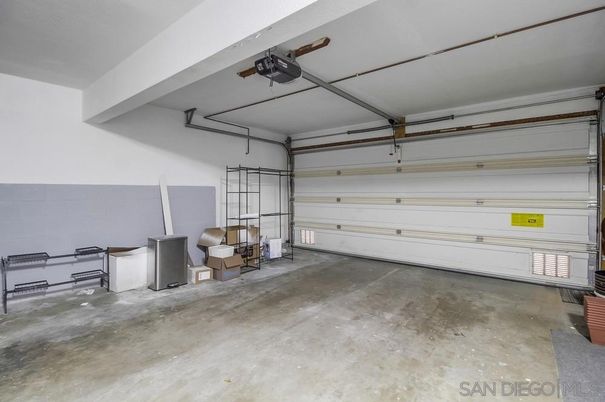 Garage, Interior