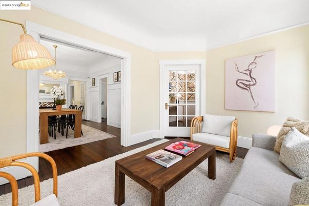 Chandelier, Dining room, Interior, Living room, Wood Texture Flooring