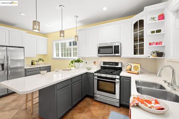 Interior, Kitchen, Pendant Lights, Recessed Lighting, Stainless Steel Appliances