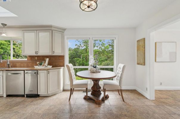 Dining room, Interior, Kitchen, Pendant Lights
