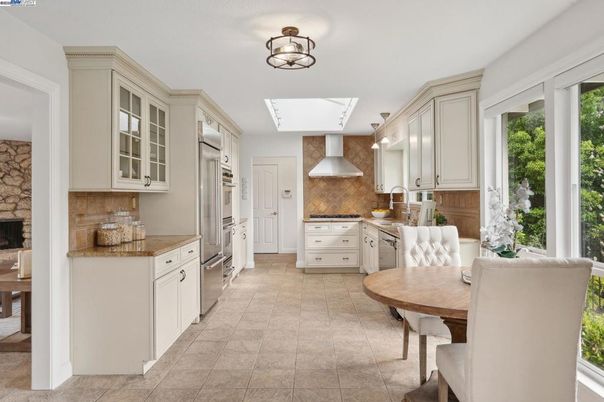 Dining room, Interior, Kitchen, Stainless Steel Appliances, Stone Walls