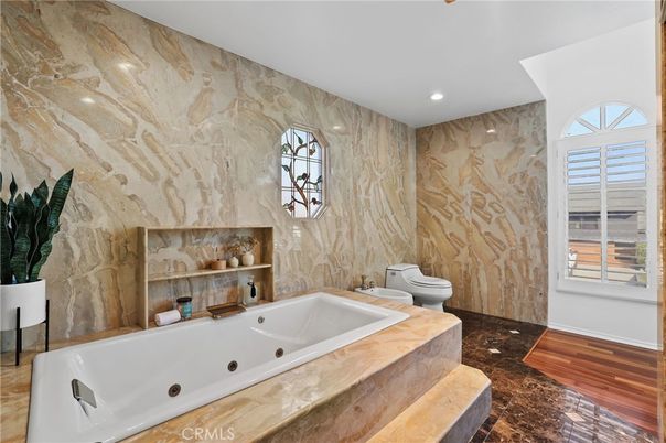 Bathroom, Interior, Recessed Lighting, Wood Texture Flooring