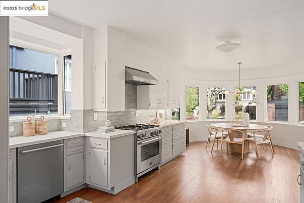 Dining room, Interior, Kitchen, Pendant Lights, Stainless Steel Appliances, Wood Texture Flooring