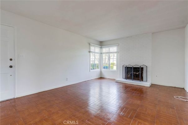 Empty room, Fireplace, Interior, Wood Texture Flooring