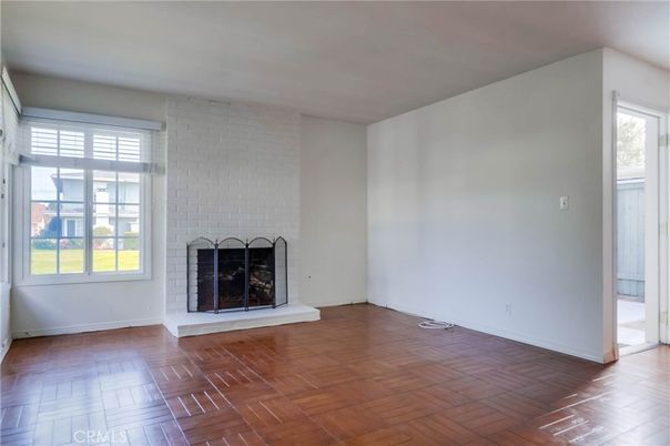Empty room, Fireplace, Interior, Wood Texture Flooring