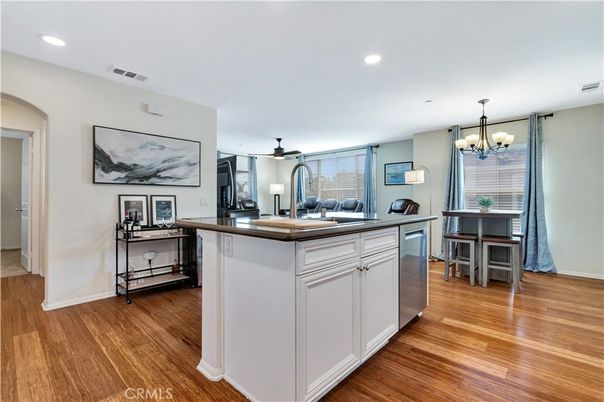 Chandelier, Dining room, Interior, Kitchen, Recessed Lighting, Wood Texture Flooring
