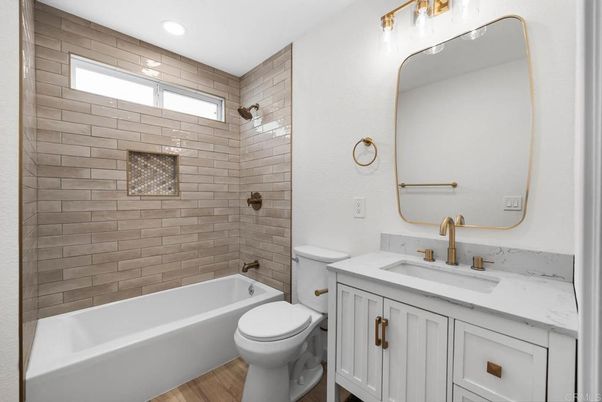 Bathroom, Interior, Recessed Lighting, Wood Texture Flooring