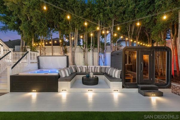 Exterior, Hot Tub
