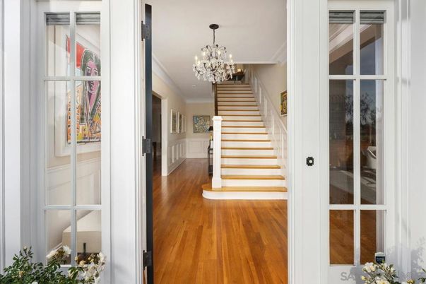 Chandelier, Interior, Wood Texture Flooring