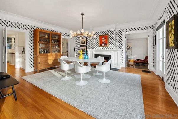 Chandelier, Dining room, Fireplace, Interior, Pendant Lights, Wood Texture Flooring