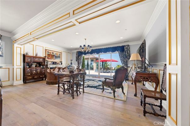 Chandelier, Interior, Recessed Lighting, Wood Texture Flooring