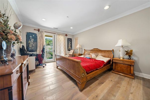Bedroom, Home Office, Interior, Recessed Lighting, Wood Texture Flooring