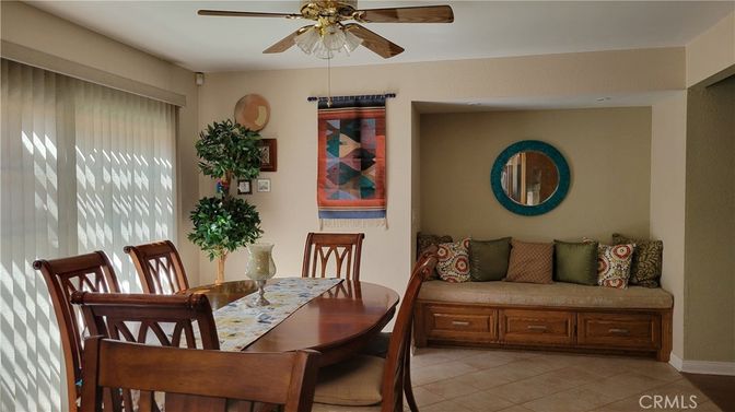 Dining room, Interior