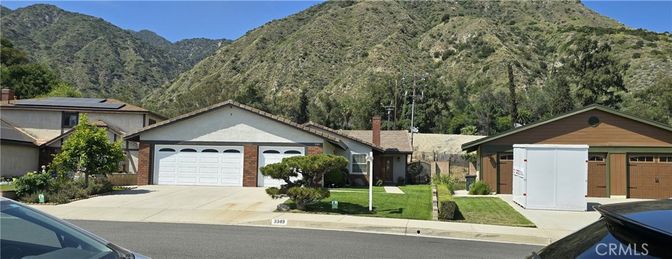 Attached, Exterior, Facade, Solar Panels, Ranch