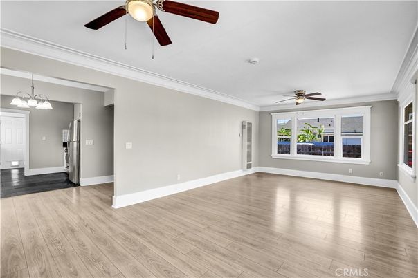Empty room, Interior, Pendant Lights, Wood Texture Flooring