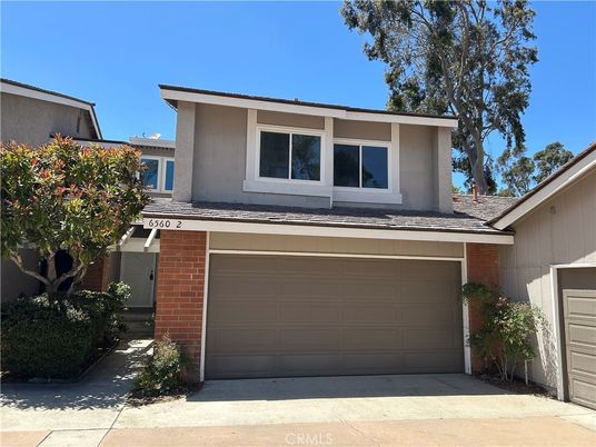 Attached, Exterior, Facade, Brick Facade, Modern