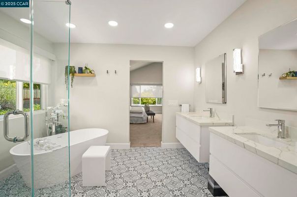 Bathroom, Dual Sink Vanities, Free Standing Baths, Interior, Recessed Lighting