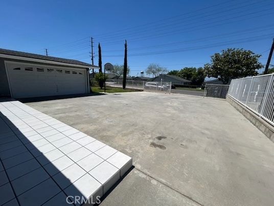 Backyard, Detached Garage, Exterior