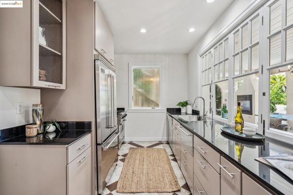 Interior, Kitchen, Recessed Lighting