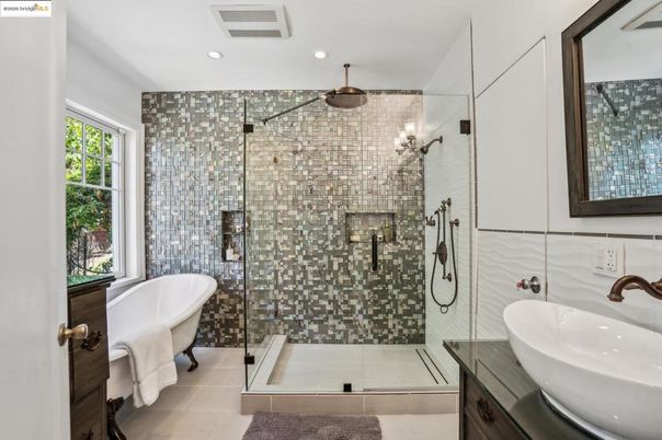 Bathroom, Free Standing Baths, Glass Shower, Interior, Recessed Lighting