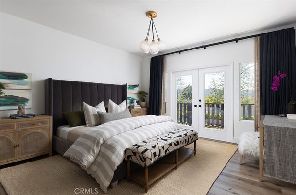 Bedroom, Interior, Pendant Lights, Wood Texture Flooring