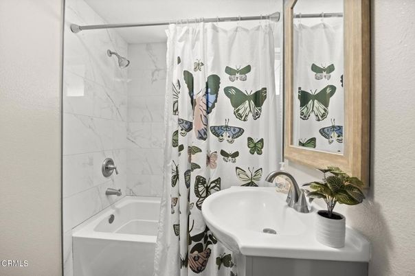 Bathroom, Interior, Marble Walls
