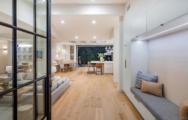 Dining room, Interior, Recessed Lighting, Wood Texture Flooring