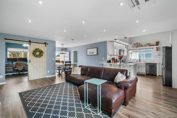 Dining room, Interior, Kitchen, Living room, Pendant Lights, Recessed Lighting, Wood Texture Flooring