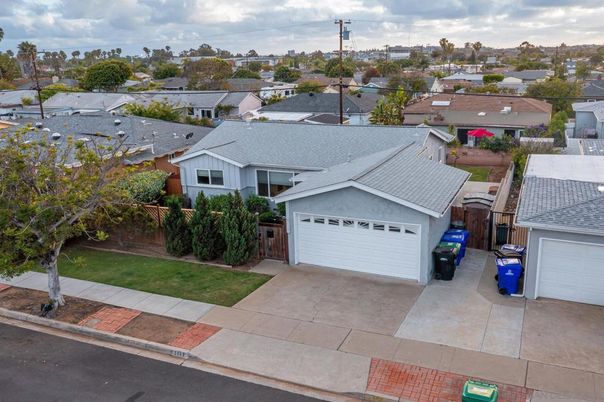 Exterior, Drone