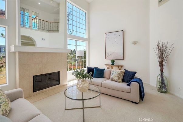 Fireplace, Interior, Living room, Recessed Lighting