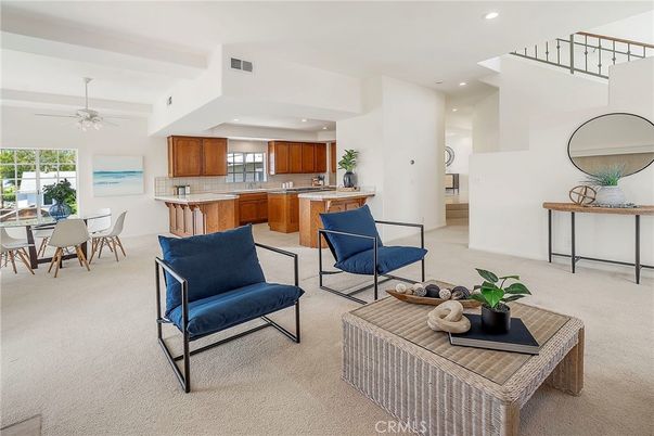 Dining room, Interior, Kitchen, Recessed Lighting
