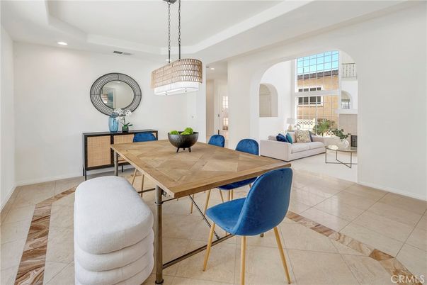 Dining room, Interior, Living room, Pendant Lights, Recessed Lighting