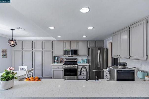 Interior, Kitchen, Pendant Lights, Recessed Lighting, Stainless Steel Appliances