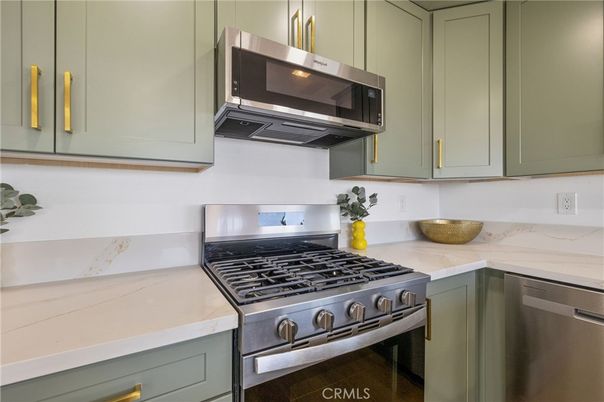 Interior, Kitchen, Stainless Steel Appliances