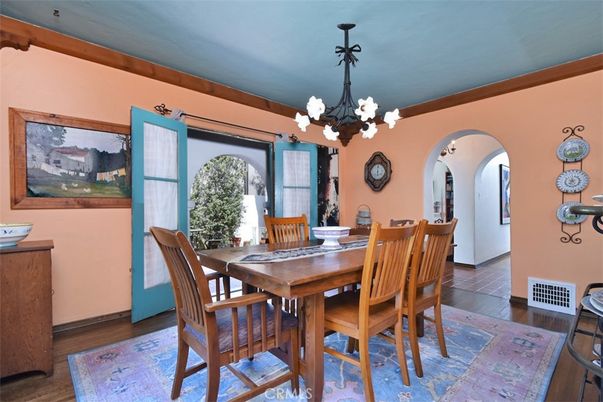 Chandelier, Dining room, Interior, Wood Texture Flooring