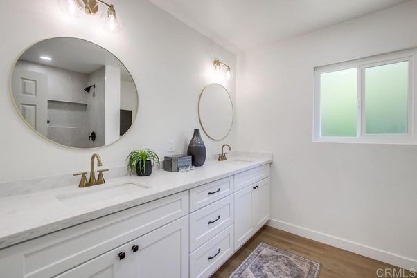 Bathroom, Dual Sink Vanities, Interior, Wood Texture Flooring