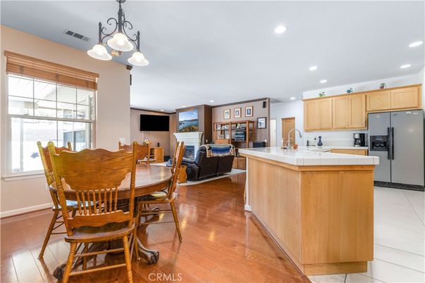Dining room, Interior, Kitchen, Pendant Lights, Recessed Lighting, Tile Countertops, Wood Texture Flooring