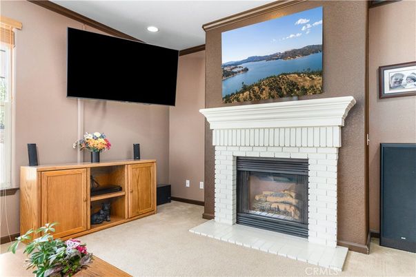 Fireplace, Interior, Recessed Lighting