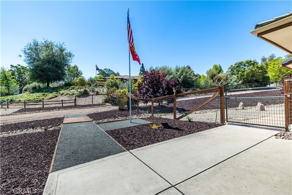 Exterior, Tennis Courts