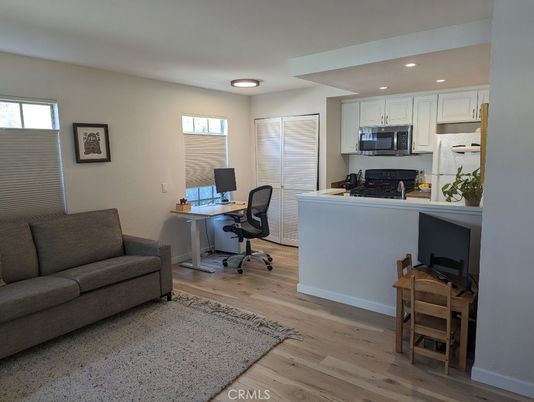 Home Office, Interior, Kitchen, Recessed Lighting, Wood Texture Flooring
