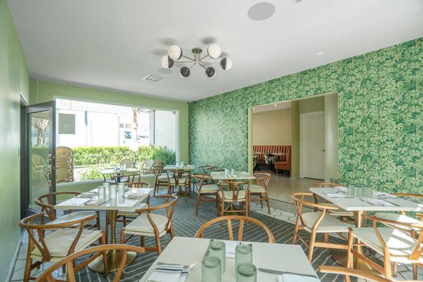 Dining room, Interior