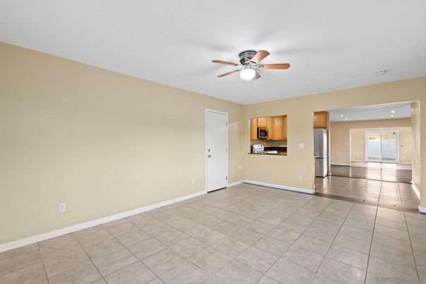 Empty room, Interior, Kitchen, Recessed Lighting