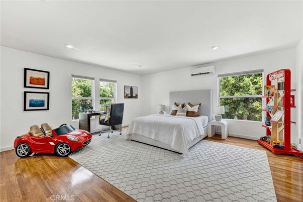 Bedroom, Home Office, Interior, Recessed Lighting, Wood Texture Flooring