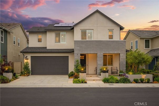 Attached, Exterior, Facade, Solar Panels, Modern