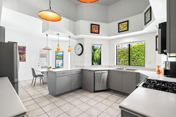 Dining room, Interior, Kitchen, Pendant Lights