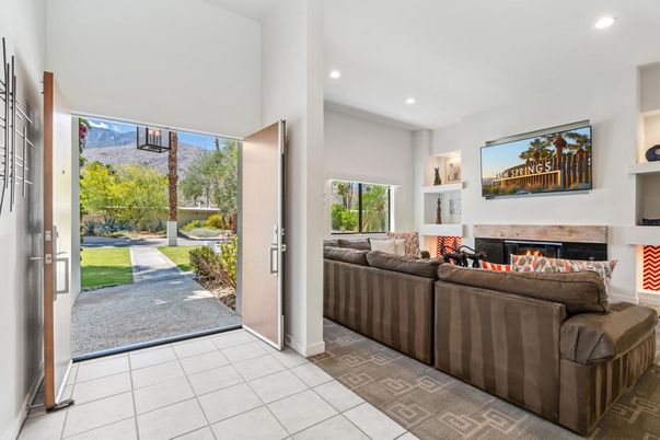 Fireplace, Interior, Living room, Recessed Lighting