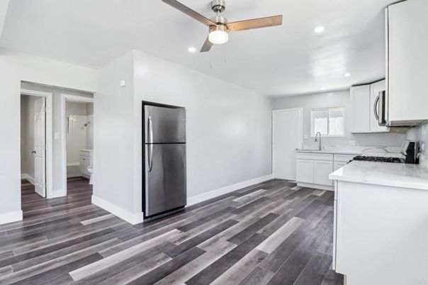 Interior, Kitchen, Recessed Lighting, Wood Texture Flooring
