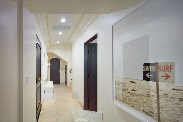 Interior, Recessed Lighting