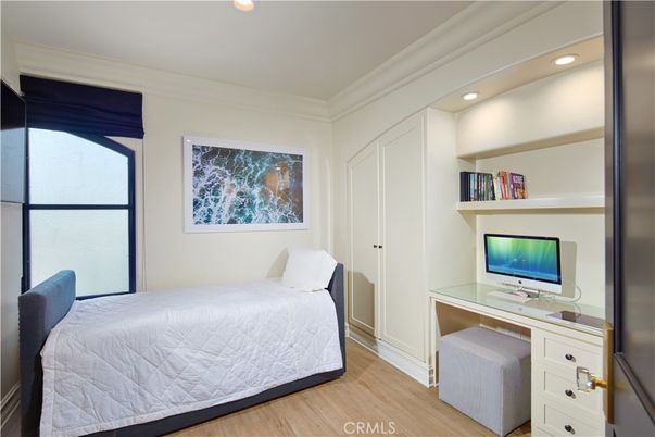 Bedroom, Home Office, Interior, Recessed Lighting, Wood Texture Flooring