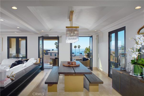 Chandelier, Interior, Recessed Lighting, Water